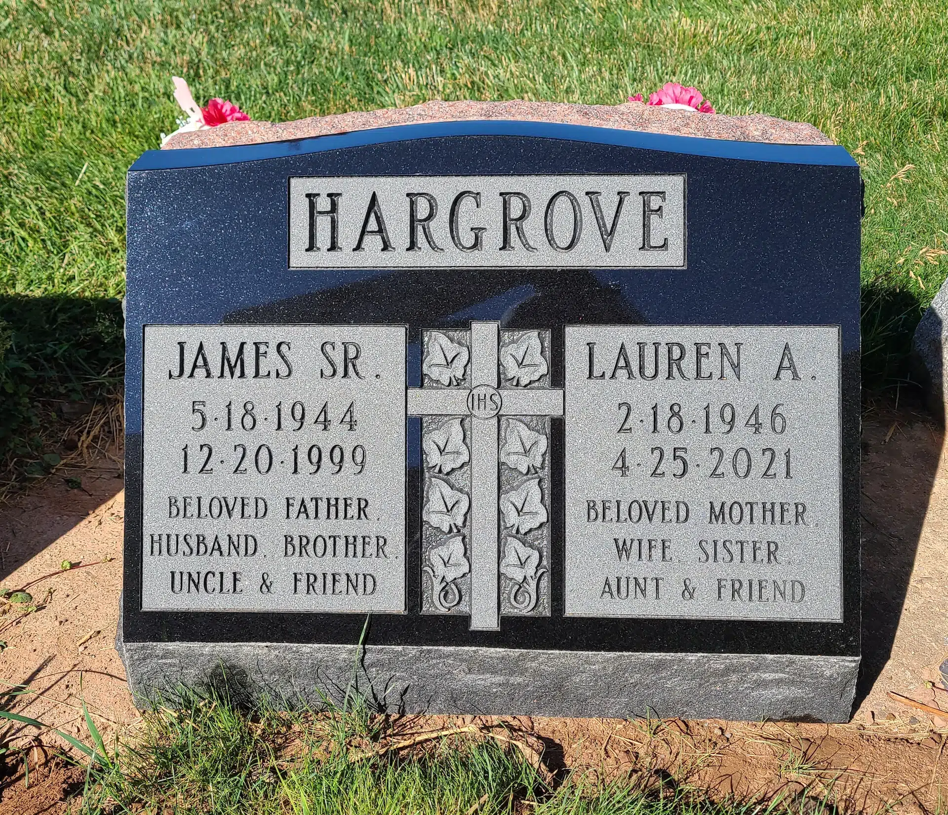 Granite Custom Monument hand-carved by NJ Monument Studio in NJ — image 4